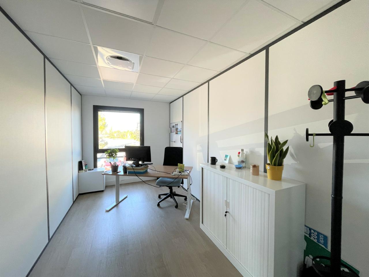 Bureau Aix-en-Provence 2000m² Location bureau Aix-en-Provence Bouches-du-Rhône OLBUR2419797 7